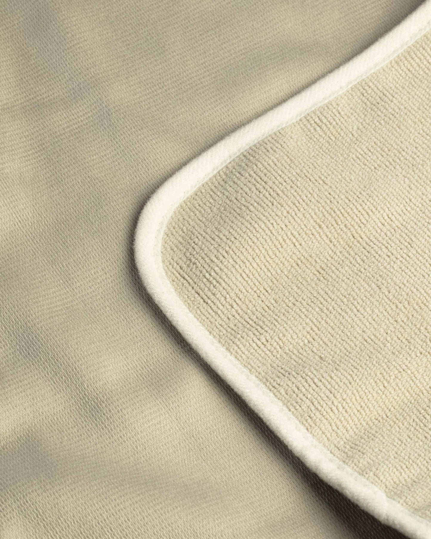 Adam's Interior Microfiber Towel - Canada